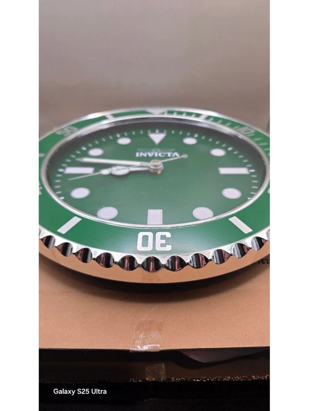 Invicta Pro Diver Wall Clock Green Dial Large Size 14 in.
